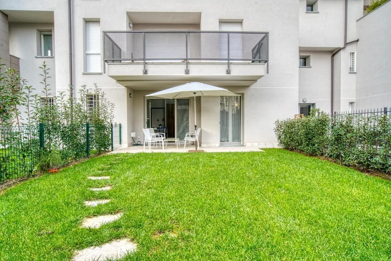 Caseospitali - Casa Azzurra Incantevole Bilocale Con Giardino Cernusco Sul Naviglio